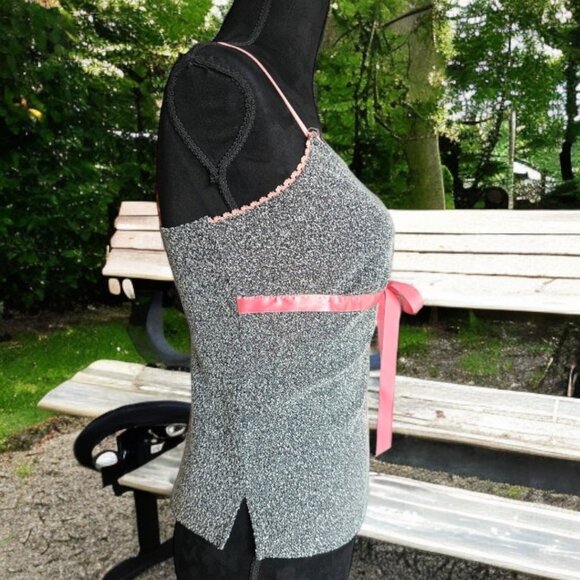 Y2K VANITY Gray Tank with pink ribbon Size SMALL - Picture 4 of 6